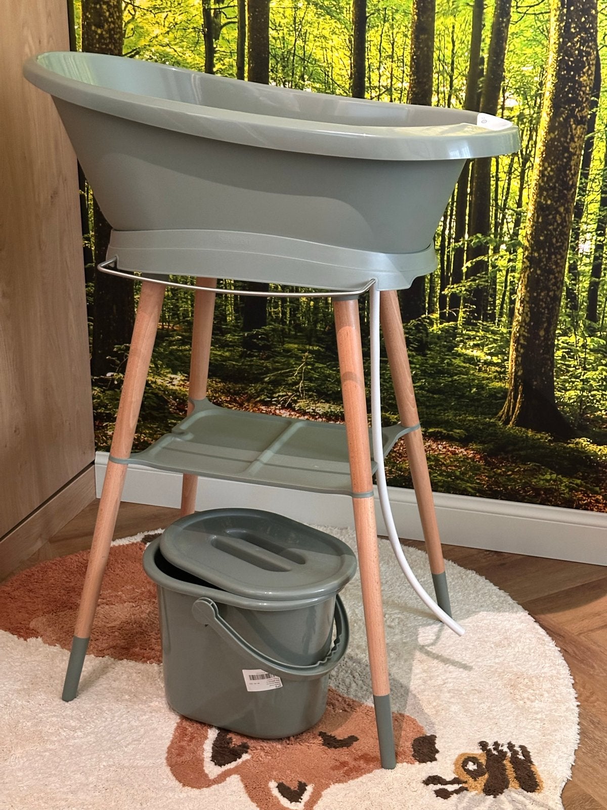 Bébé-jou babybadje met standaard, badinzer en luieremmer, Ophalen, Zo goed als nieuw, Badje, Bébé-jou