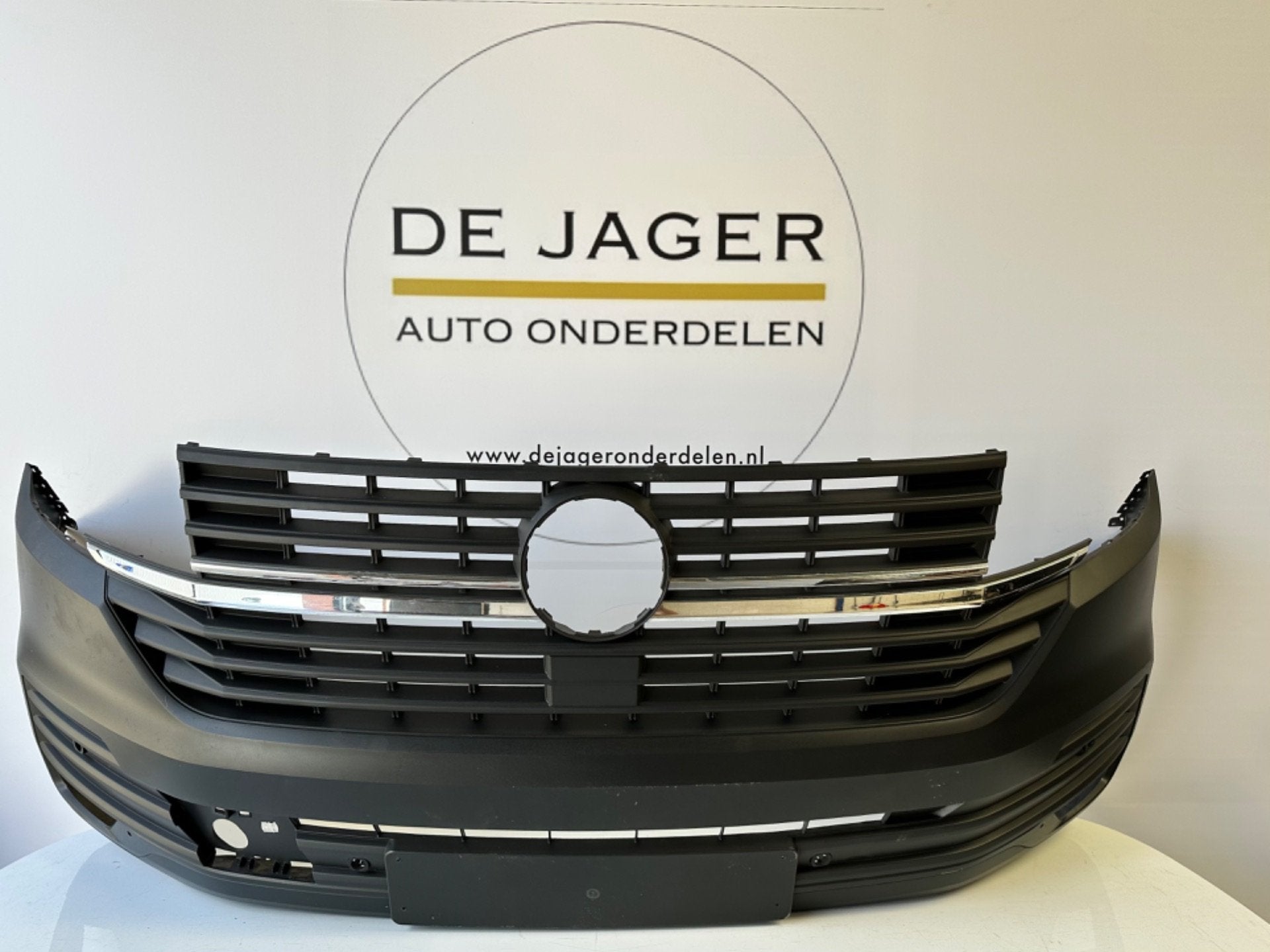 VW TRANSPORTER T6 FACELIFT VOORBUMPER BUMPER 7LA807221B, Gebruikt, Volkswagen, Volkswagen AG, Bumper