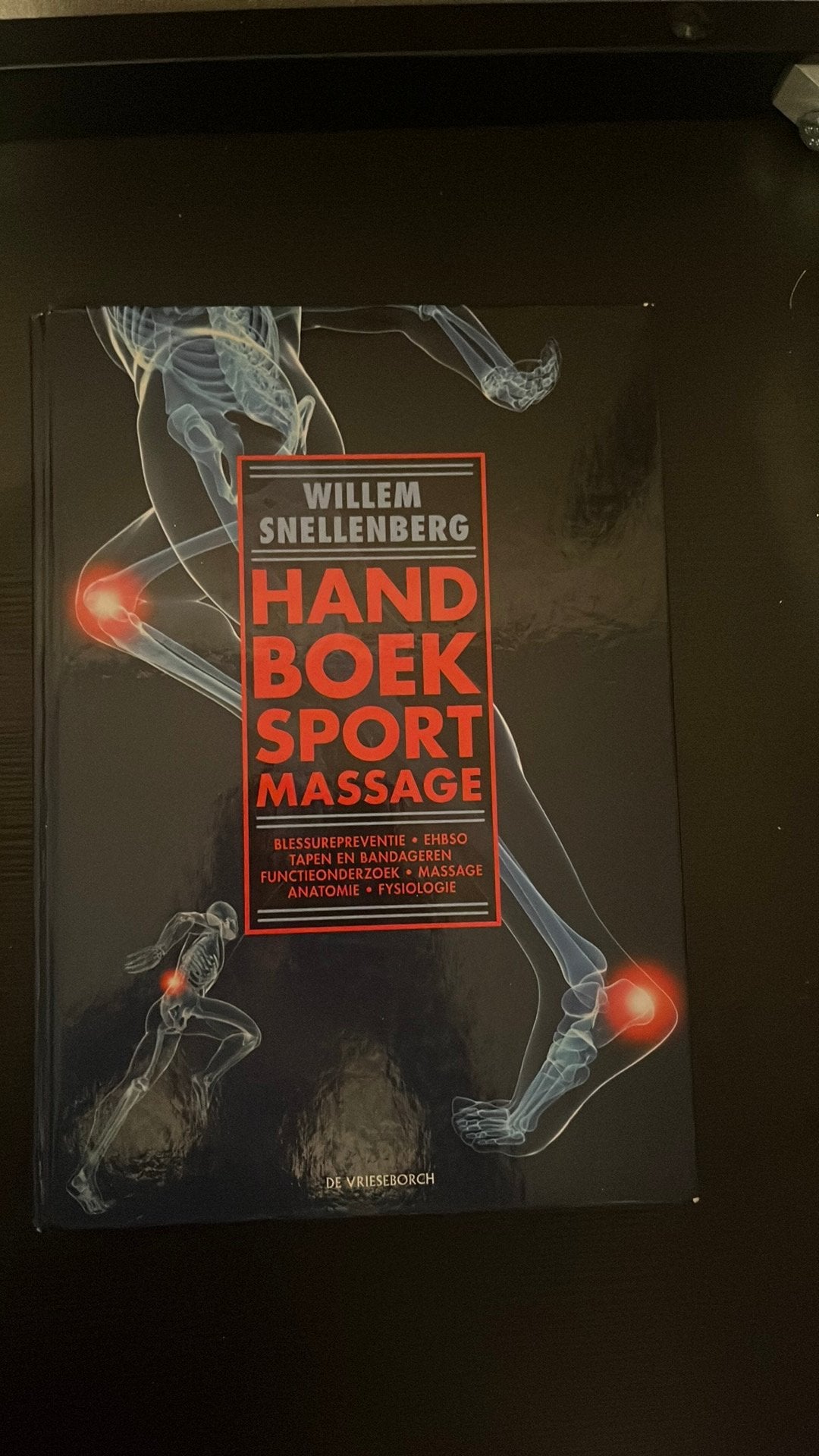 Willem Snellenberg - Handboek sportmassage, Ophalen of Verzenden, Gelezen, Willem Snellenberg
