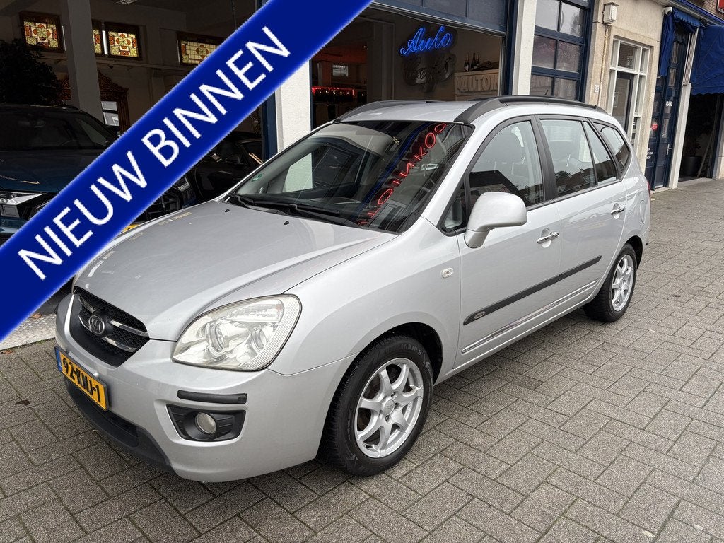 Kia Carens 2.0 CVVT X-ecutive CLIMA/AIRCO/NL AUTO (bj 2010), Auto's, Kia, Voorwielaandrijving, Gebruikt, 4 cilinders, 700 kg