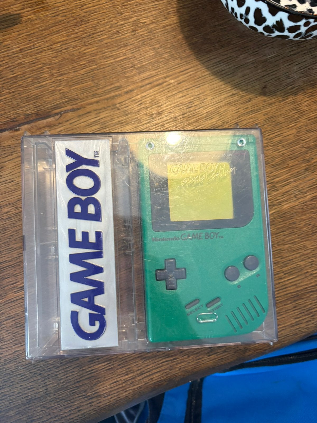 Nintendo Game Boy-Play it loud groen, Spelcomputers en Games, Ophalen of Verzenden, Zo goed als nieuw, Met beschermhoes of tas