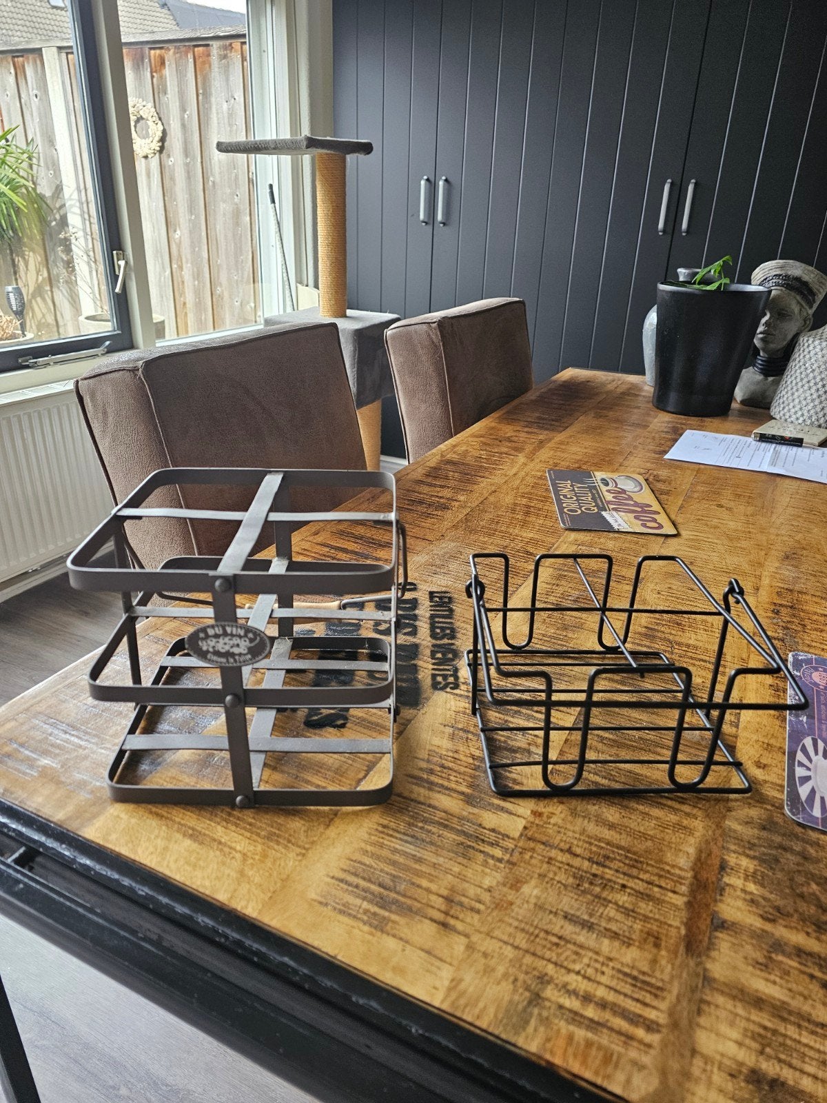 2 mooie flessen rekken 4.95 pst, Ophalen, Zo goed als nieuw