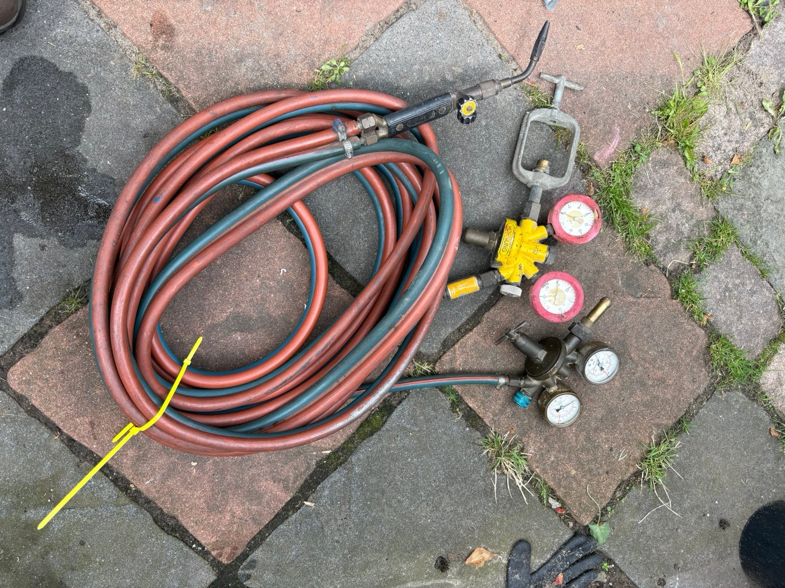 Snijbranderset met slangen en reduceerventielen, Doe-het-zelf en Verbouw, Gereedschap | Lasapparaten, Ophalen of Verzenden, Gebruikt