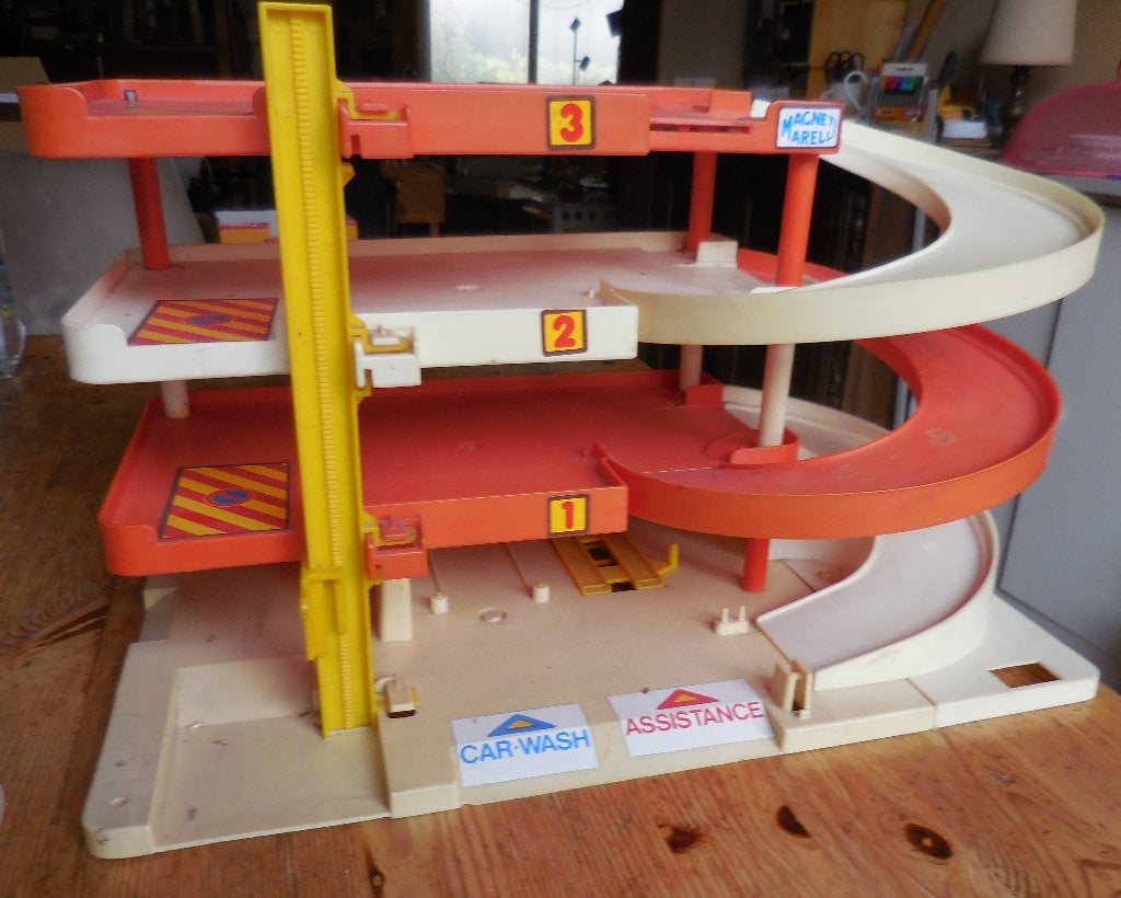 Autogarage van hardplastic, Kinderen en Baby's, Ophalen, Gebruikt