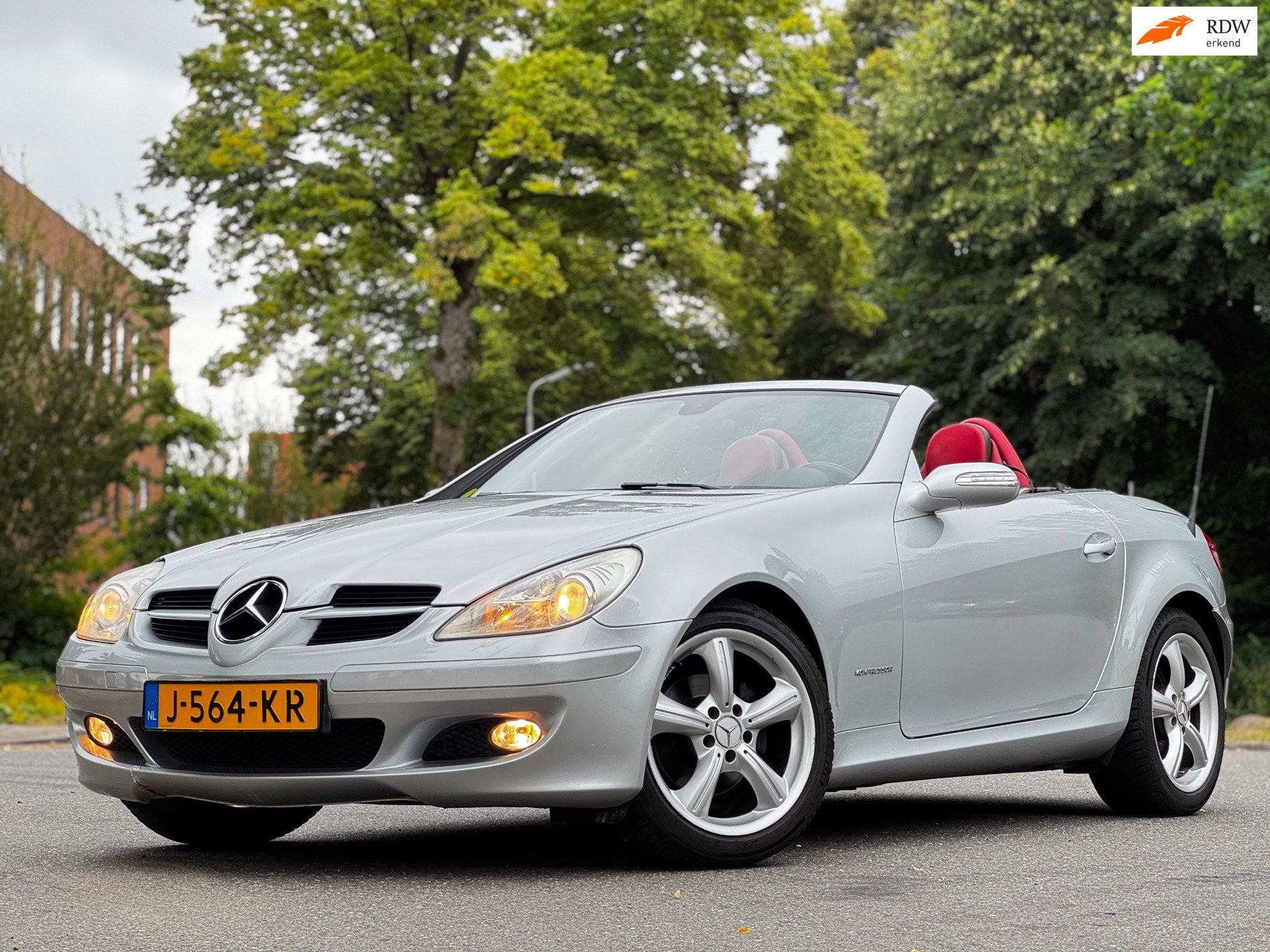 Mercedes-Benz SLK-klasse 200 K DESIGNO|YOUNGTIMER|AUT|LEDER|, Automaat, Achterwielaandrijving, Gebruikt, 4 cilinders