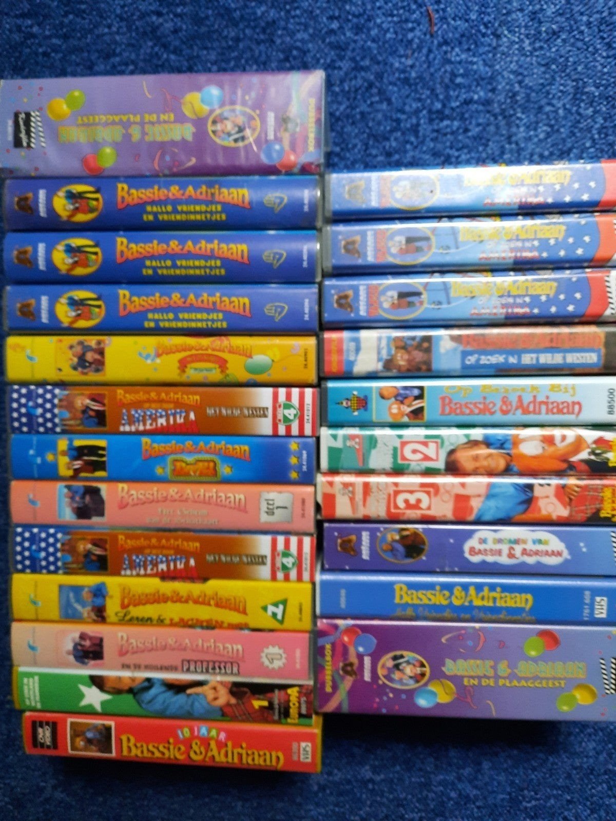 BASSIE & ADRIAAN Diverse Films V.A 7,50 Op VIDEO!, Verzenden, Alle leeftijden, Ex-rental, Zo goed als nieuw