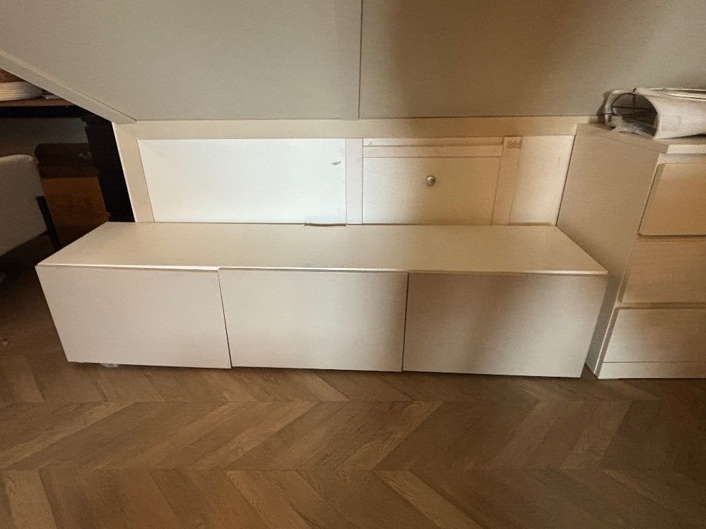 Besta tv meubel beige, Ophalen, 150 tot 200 cm, Zo goed als nieuw, Minder dan 100 cm