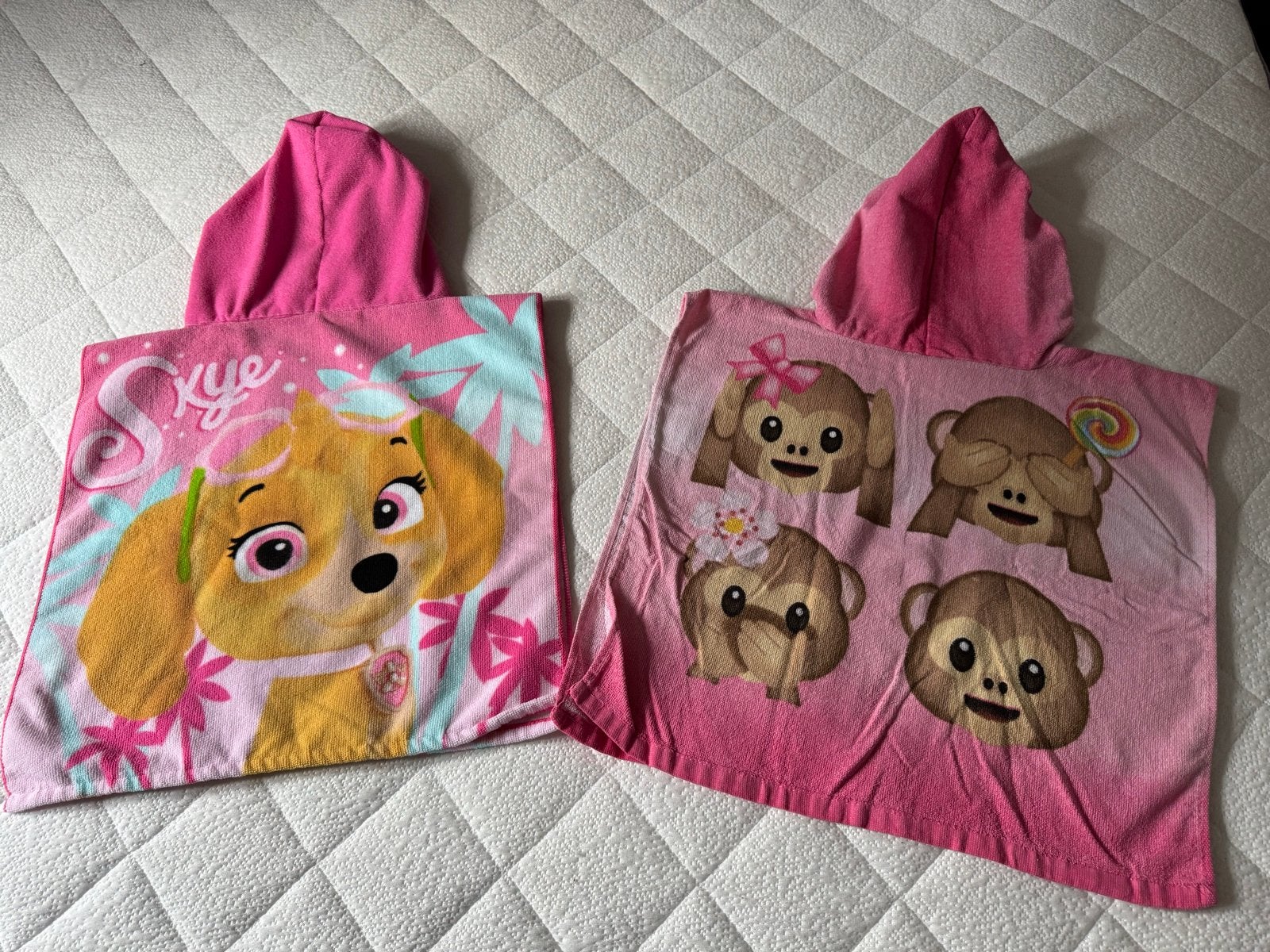 2x Kinder Poncho Handdoek - Paw Patrol Skye & Apen, Ophalen of Verzenden, Gebruikt, Meisje