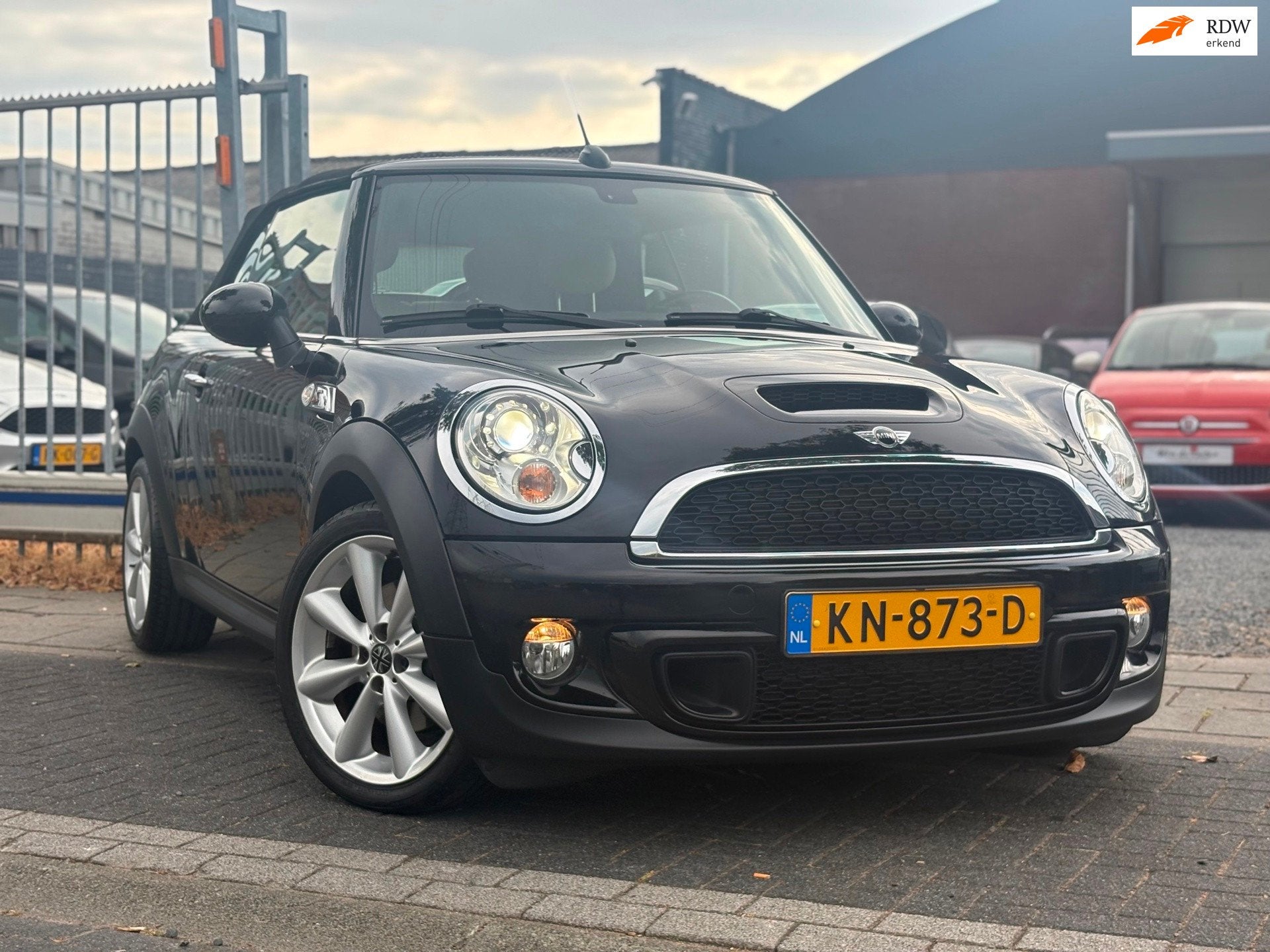 Mini Cabrio 1.6 Cooper S Chili | Automaat | Xenon | Leder |, Auto's, Mini, Euro 5, 15 km/l, Gebruikt, Beige