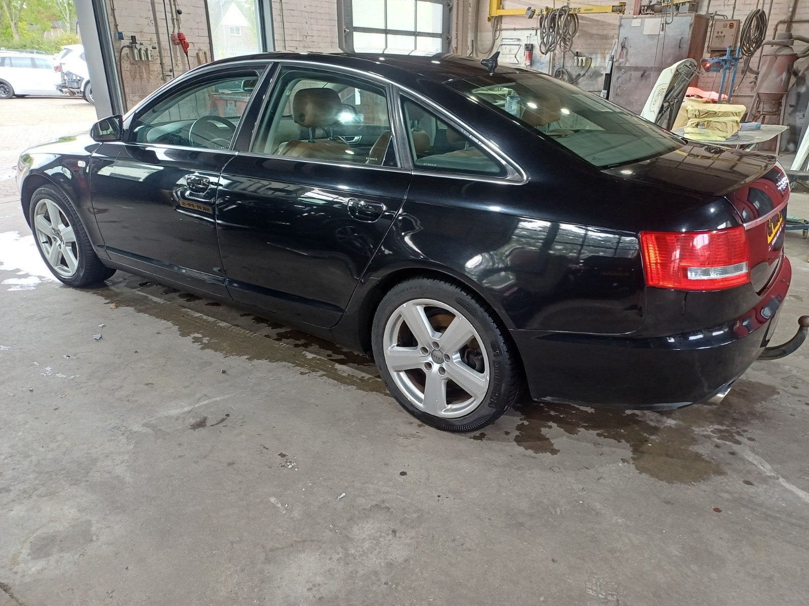 Audi A6 2.4 V6 130KW Multitronic 2008 Zwart, Automaat, Zwart, Ophalen of Verzenden, Benzine