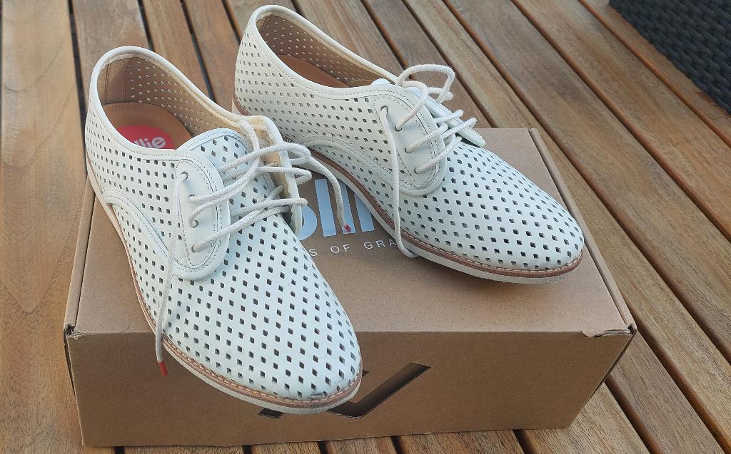 Rollie veterschoen wit leer maat 37, Kleding | Dames, Schoenen, Wit, Ophalen of Verzenden, ROLLIE, Sneakers of Gympen
