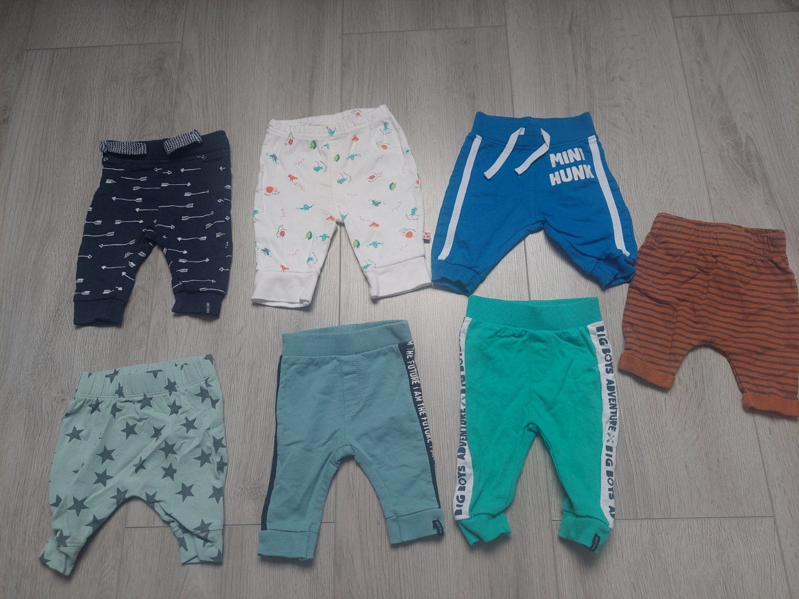 broeken maat 50 jongen lange broek, Kinderen en Baby's, Ophalen of Verzenden, Zo goed als nieuw, Jongetje, Broekje