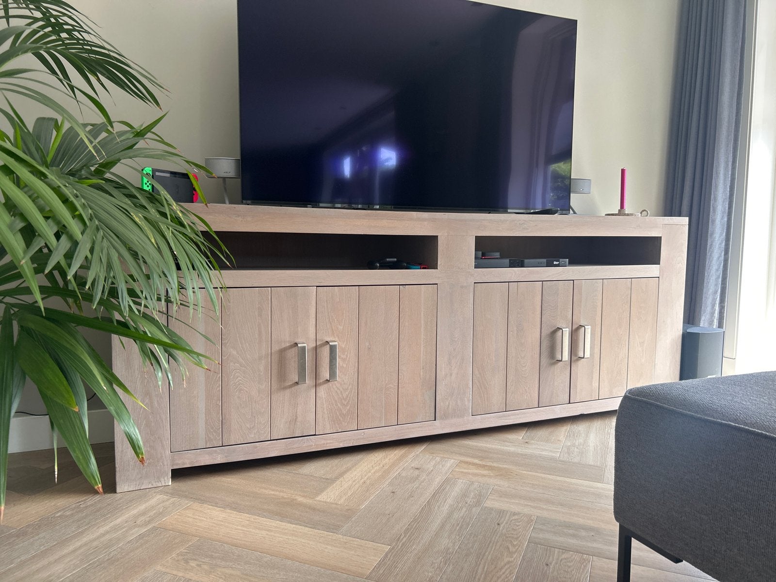 Prachtig massief eiken dressoir - 225x45x85,5 cm, Ophalen, Gebruikt, Eikenhout, 200 cm of meer