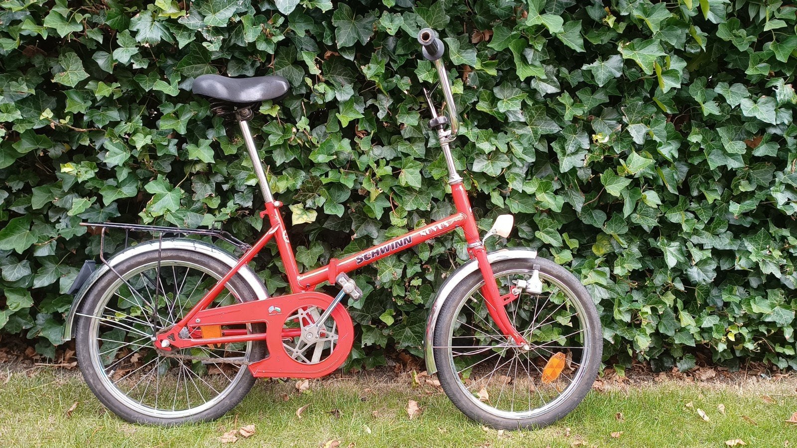 Schwinn vouwfiets rood, Terugtraprem, Gebruikt, 18 tot 20 inch, Deels opvouwbaar