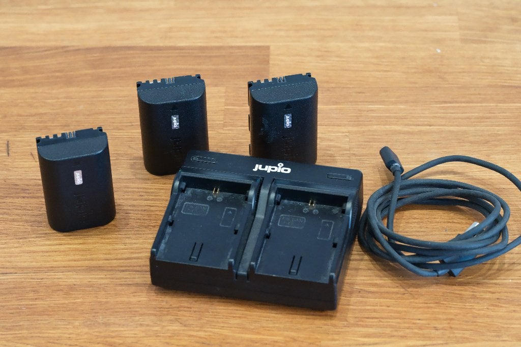 3x Jupio/Canon LP-E6NH + USB Duo Charger Kit, Ophalen of Verzenden, Gebruikt, Oplaadbaar