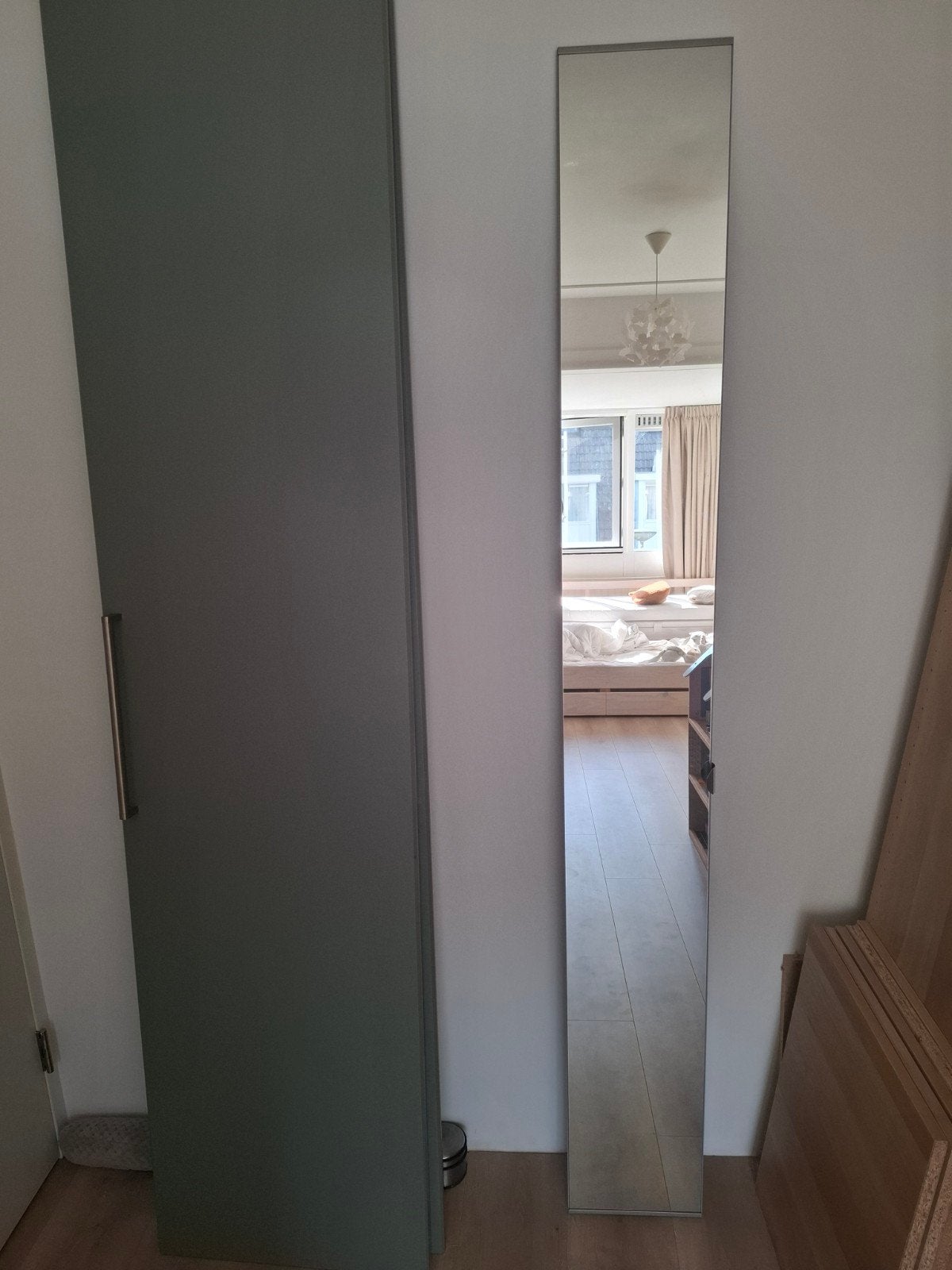 IKEA spiegeldeur voor PAX kast 25x195cm (incl. scharnieren), Ophalen, Zo goed als nieuw, Minder dan 50 cm, 150 tot 200 cm
