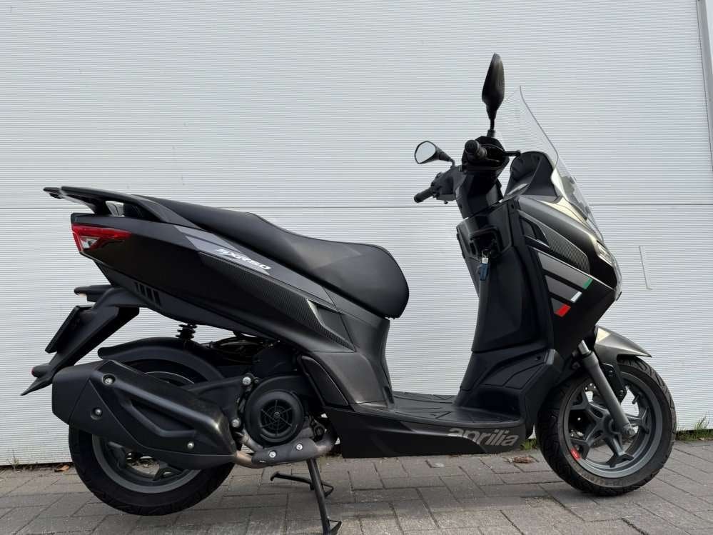 Aprilia SXR 50 45km Eindjaar deal