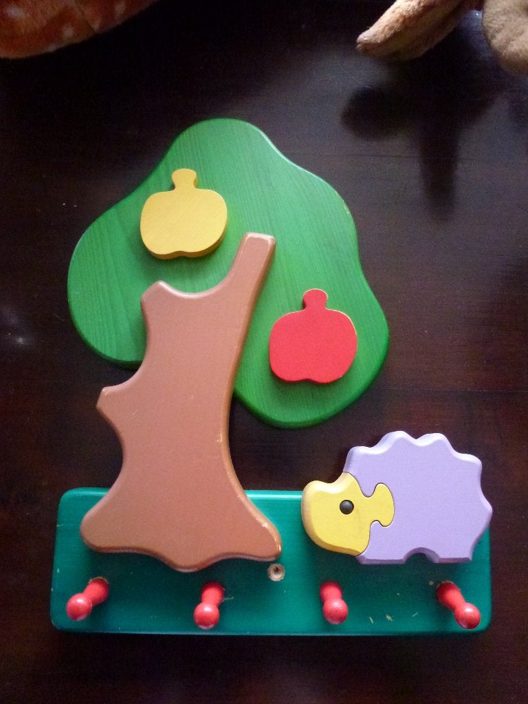 Mooi kapstokje met fruit-boom en egeltje, Overige kleuren, Ophalen of Verzenden, Zo goed als nieuw, Wanddecoratie