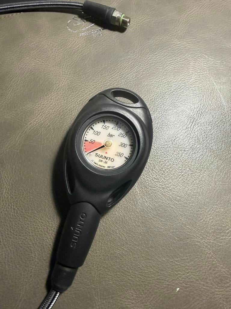 Suunto CB-One CB-Two manometer en dieptemeter, Verzenden, Zo goed als nieuw, Overige typen