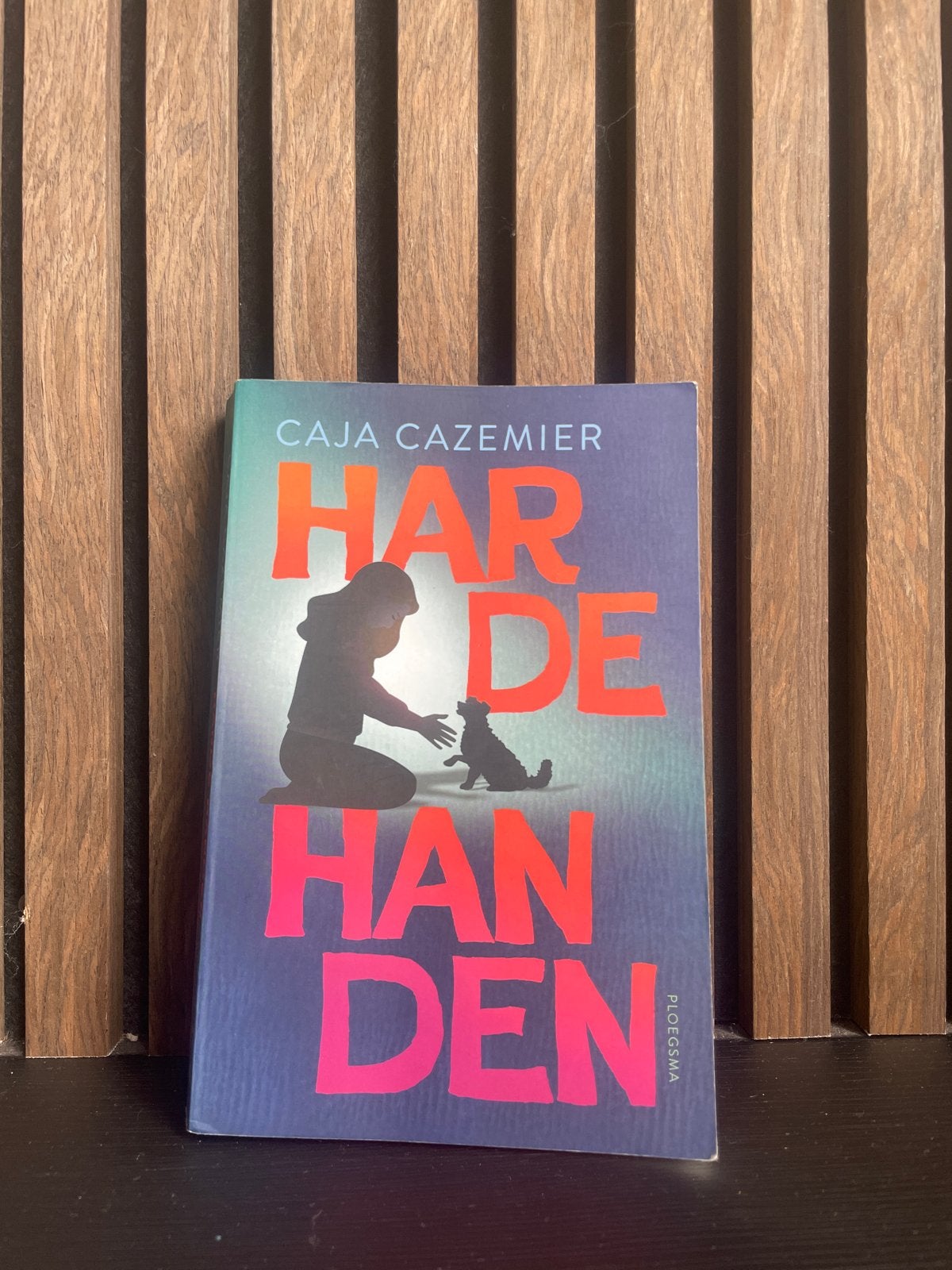 Harde Handen - Caja Cazemier (Jeugdboek), Ophalen of Verzenden, Gelezen, Nederland