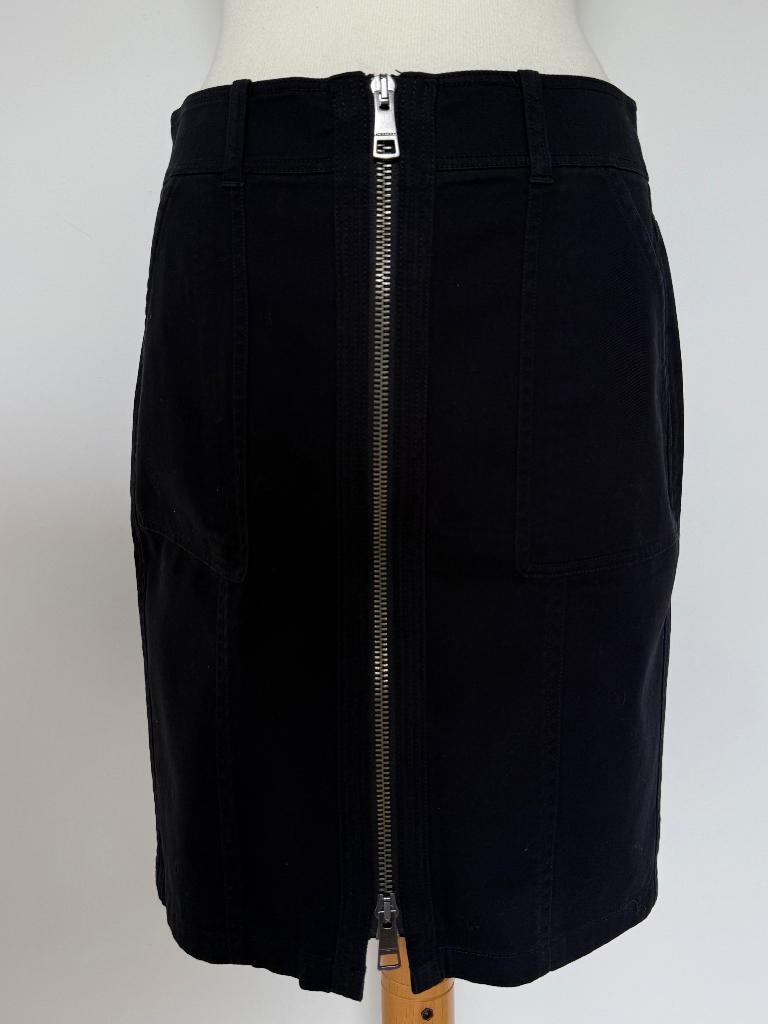 Burberry Rokje, zwart, 100% Nieuw en authentiek, mt. 38/40., Maat 38/40 (M), Verzenden, Zwart, Nieuw