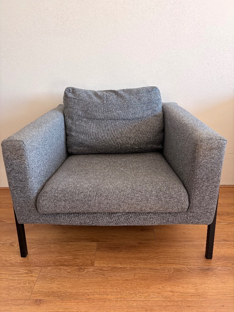 IKEA Koarp - Grijze Fateuil - Zeer Comfortabel, Ophalen, 75 tot 100 cm, Zo goed als nieuw, Stof