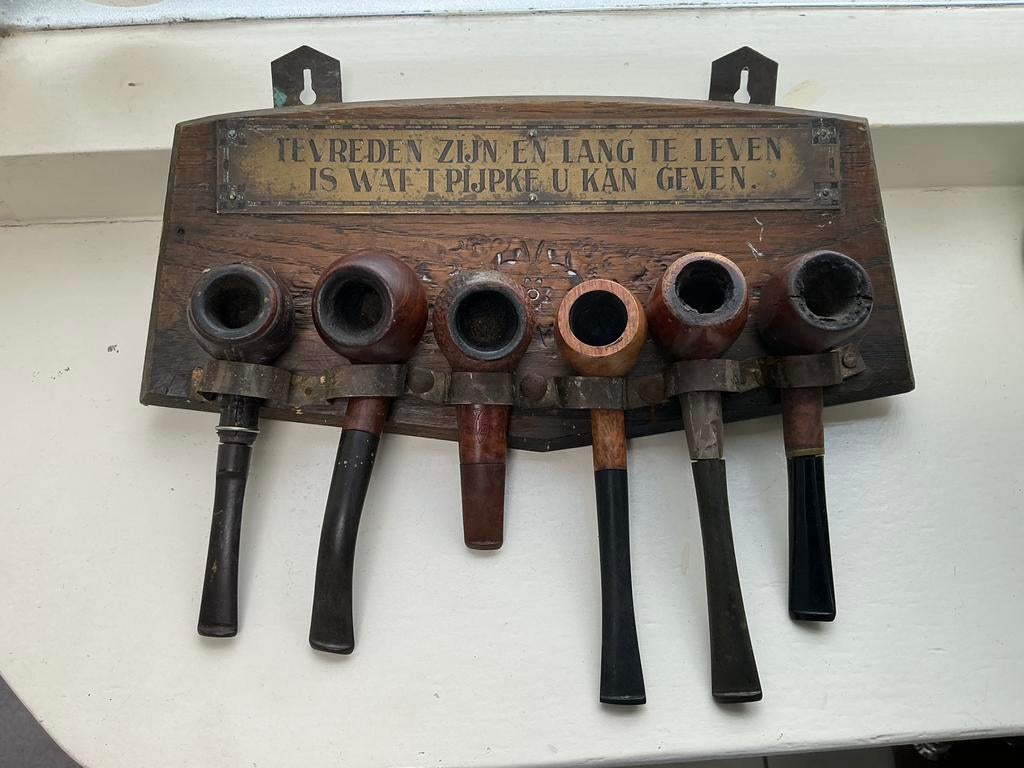 Oude pijpenrek met tabakspijpen., Ophalen of Verzenden, Gebruikt