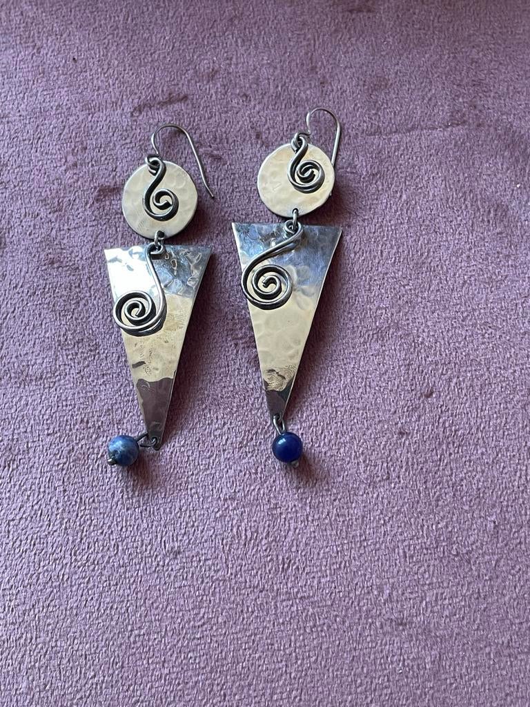 Unieke Gehamerde Zilveren Oorbellen - Dominique Dinant, Sieraden, Tassen en Uiterlijk, Oorbellen, Ophalen of Verzenden, Gebruikt
