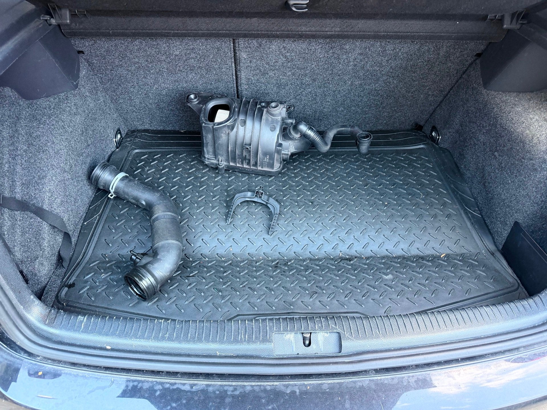 Foto 18 van Volkswagen Golf 1.6 Optive 4