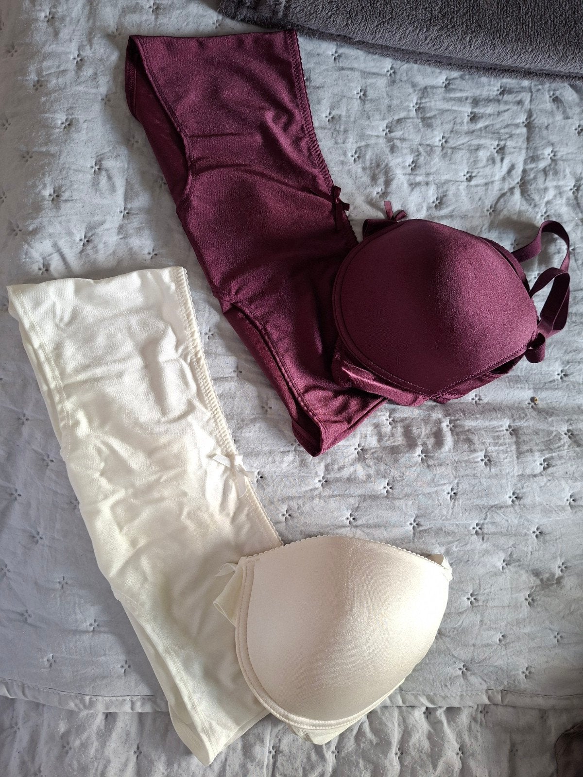 Nieuw Lingerie Setje - BH 90D & Broekje XL €15,-  per set, Ophalen, Meerkleurig, Setje