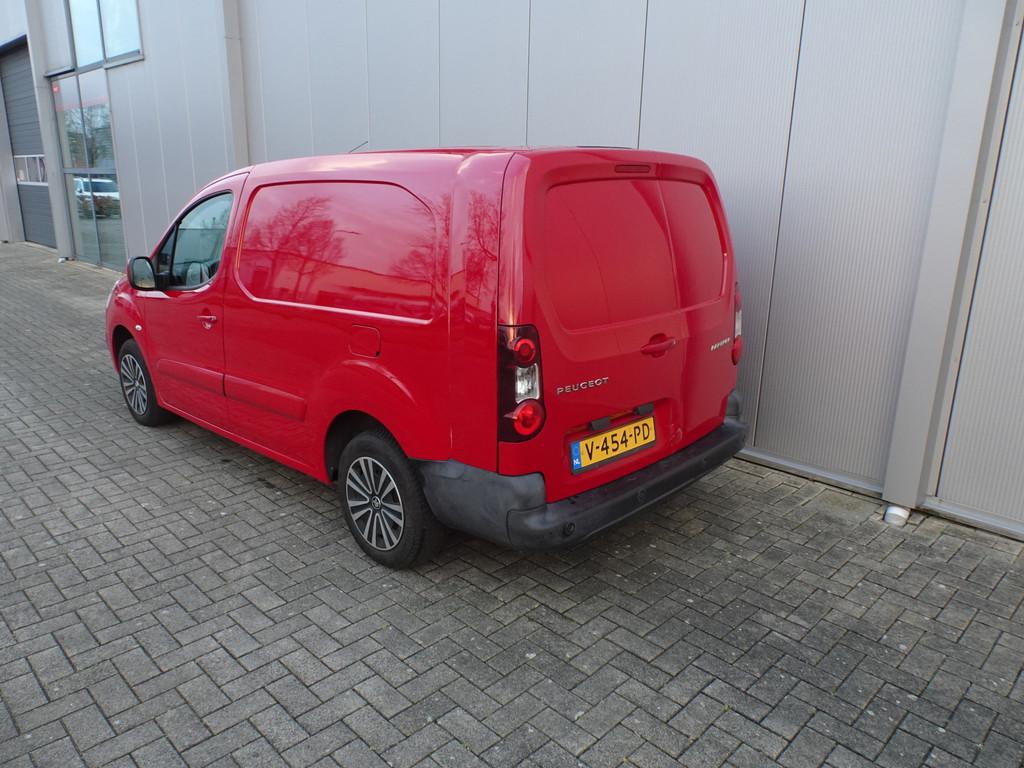 Peugeot Partner partner 1.6 bleu hdi lange uitvoering 3 zits, Auto's, Bestelauto's, Gebruikt, Euro 6, 4 cilinders, Bedrijf
