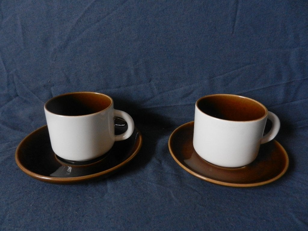 Twee koppen en schotels servies Utrecht De Driehoek Huizen, Huis en Inrichting, Keuken | Servies, Keramiek, Ophalen of Verzenden