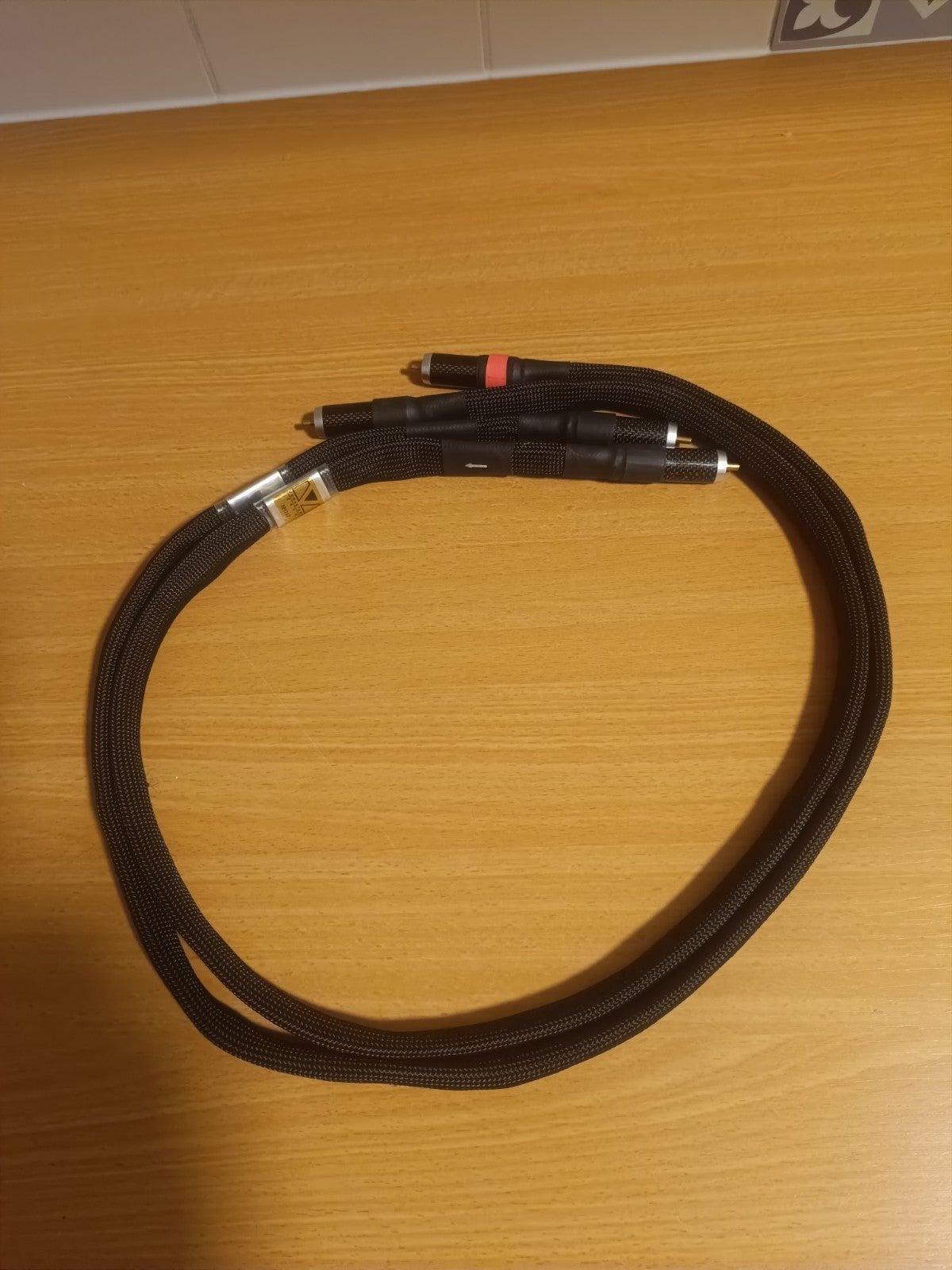 Verastarr Cyro RCA, Ophalen of Verzenden, Zo goed als nieuw, Minder dan 2 meter, Interlink-kabel