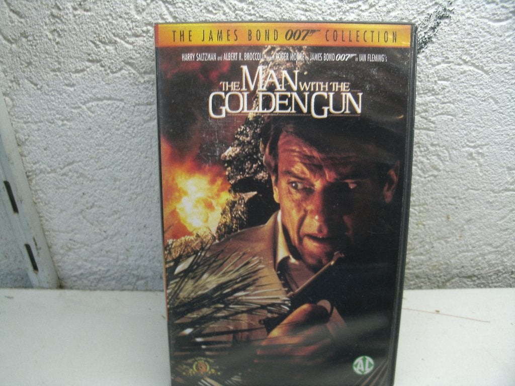 vhs 33b the man with the golden gun, Alle leeftijden, Ophalen of Verzenden, Gebruikt, Komedie