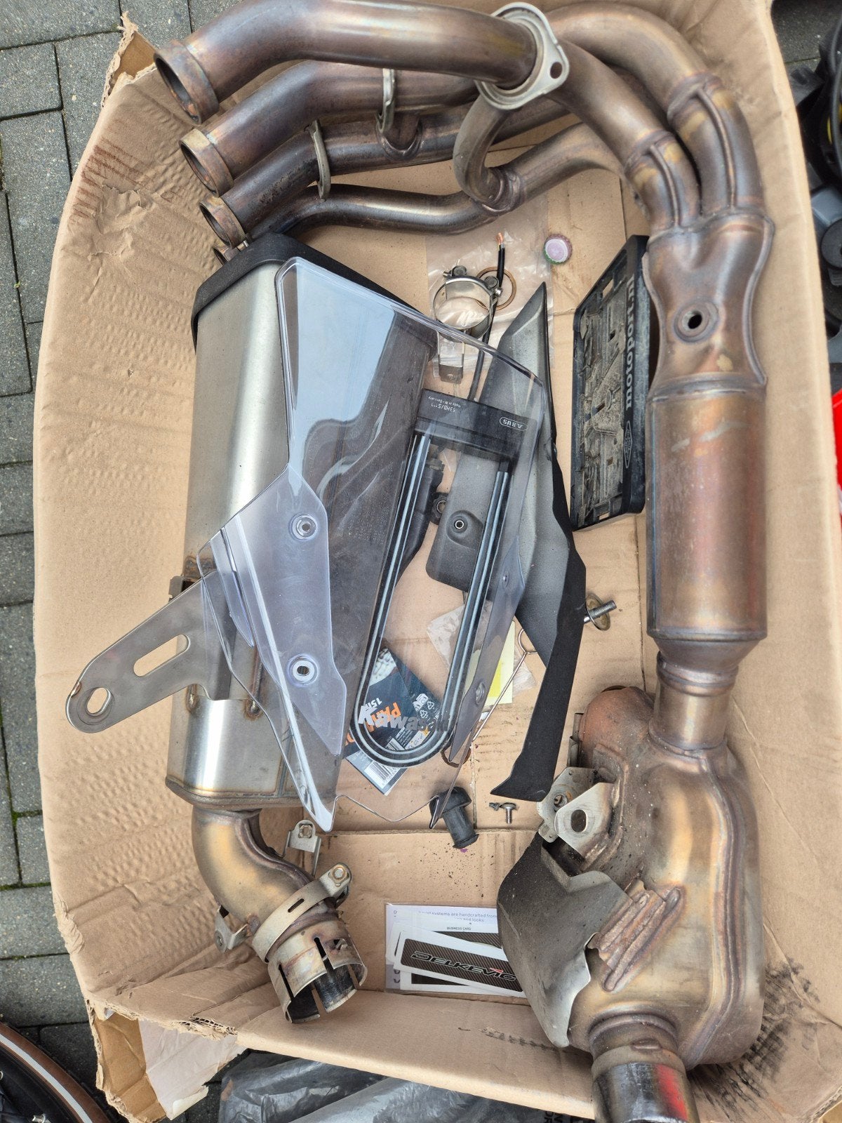 Doos met originele onderdelen van Kawasaki Ninja 1000SX, Ophalen, Gebruikt