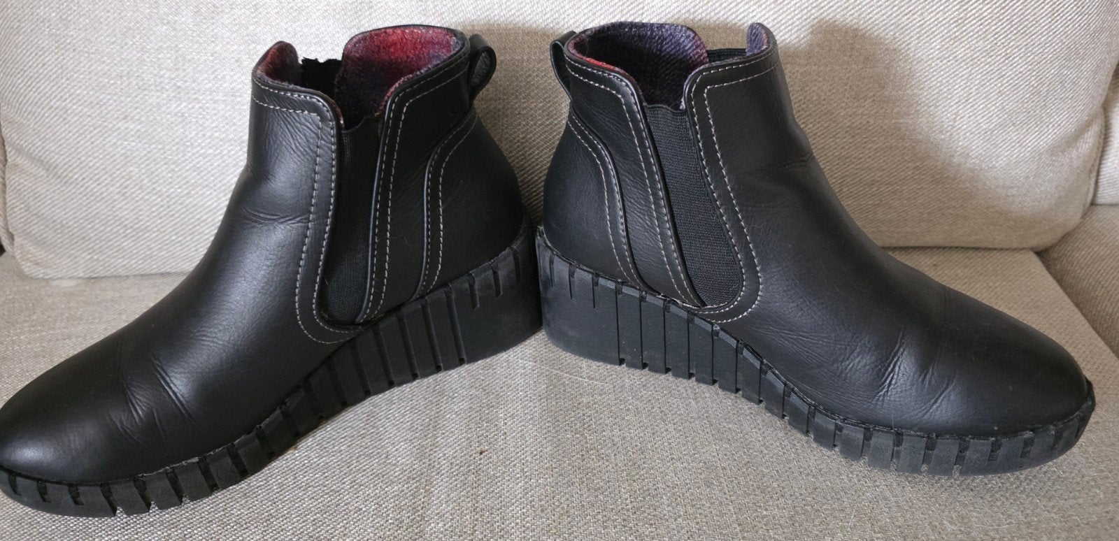 Skechers Air-Cooled Memory Foam Enkellaarsjes Maat 36, Skechers, Bruin, Lage of Enkellaarzen, Ophalen of Verzenden