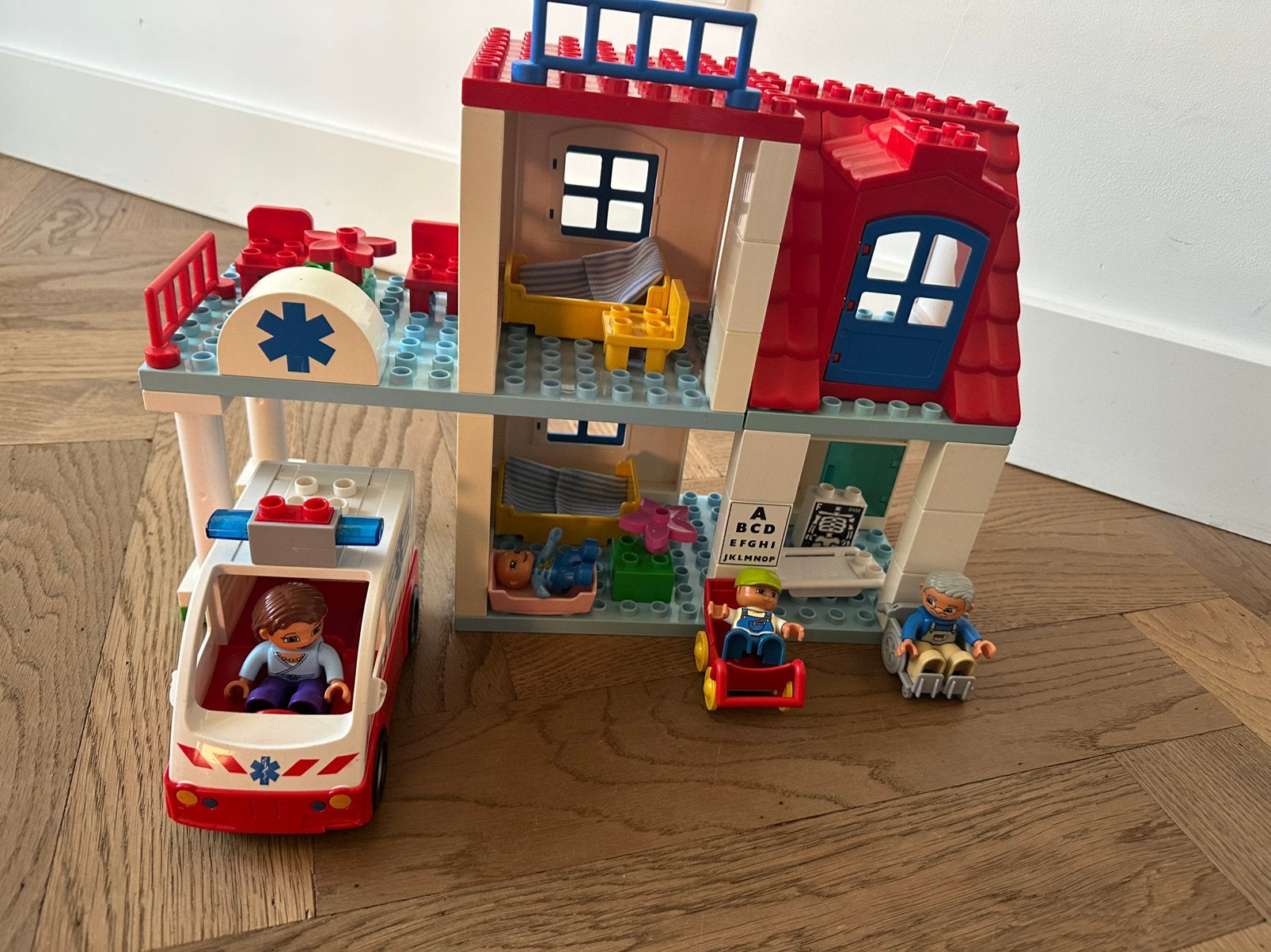 Veel duplo oa ziekenhuis 5695, boot, helicopter, blokjes etc, Ophalen of Verzenden, Zo goed als nieuw, Duplo