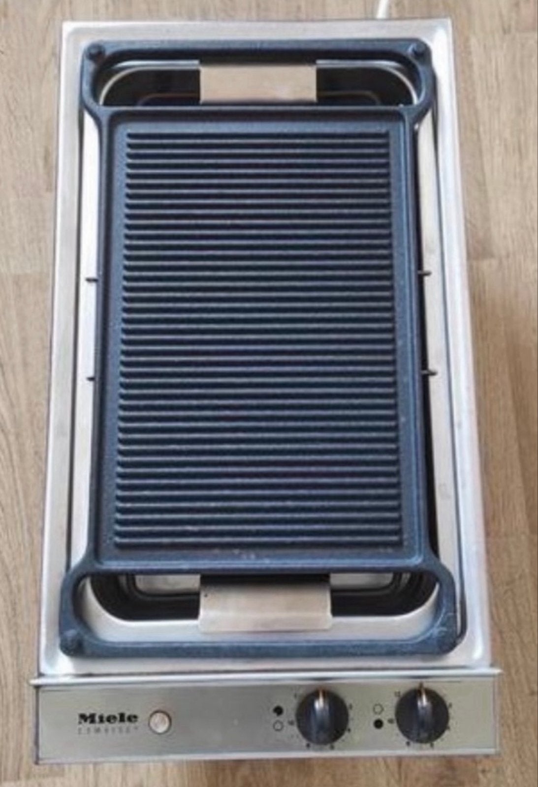 Miele KM 88-2 Barbecue-Grill - Inbouw Grillplaat, Ophalen of Verzenden, Zo goed als nieuw, Tafelgrill