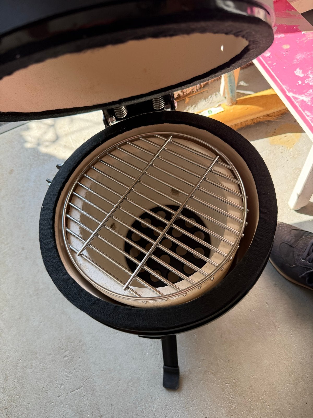 Grill Meister Kamado BBQ -  nieuw, Tuin en Terras, Houtskoolbarbecues, Ophalen, Zo goed als nieuw