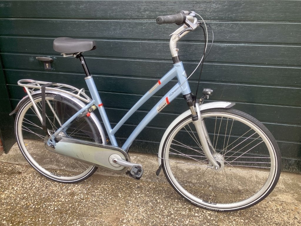 Giant Cosmo CS3 damesfiets 57 cm. / maat L 100% - nagekeken, Fietsen en Brommers, Gebruikt, (Extra) lage instap, Trommelrem, 56 cm of meer