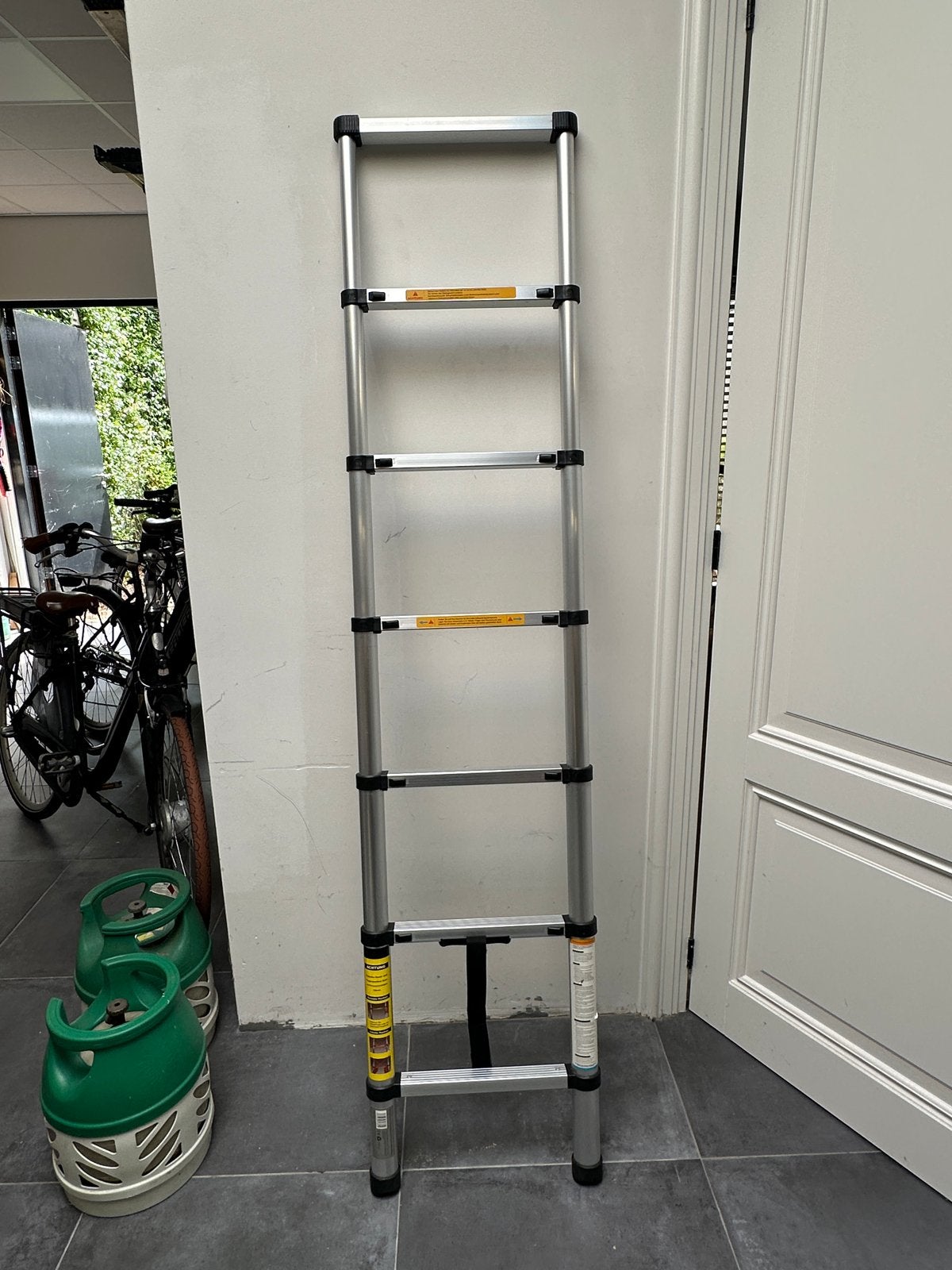 Uitschuifladder / Trappetje 2 meter voor camper zgan, Doe-het-zelf en Verbouw, Ophalen of Verzenden, Zo goed als nieuw, Ladder