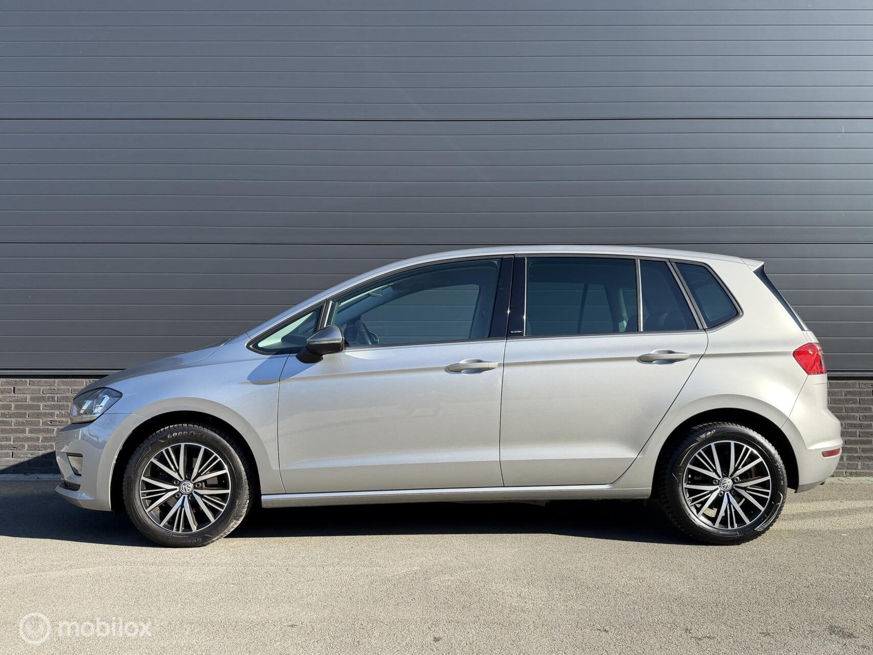 Volkswagen Golf Sportsvan 1.2 TSI ALLSTAR CLIMA*CRUISE*PDC, Gebruikt, Huisgarantie, 4 cilinders, Met garantie (alle)