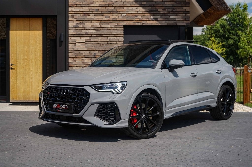 Audi RSQ3 2.5 TFSI Quattro Sportback RS Q3 Pano/Sonos/RED-RS, Auto's, Automaat, Dealer onderhouden, Gebruikt, Euro 6