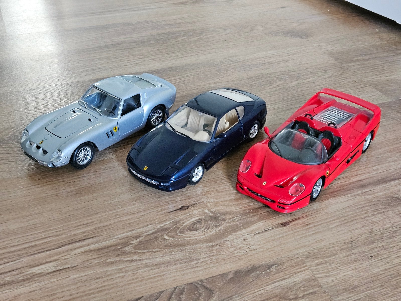 3 Z.G.A.N. Ferrari automodellen: F50, 456GT, 250GTO 1/24, Ophalen of Verzenden, Zo goed als nieuw, Auto, Bburago