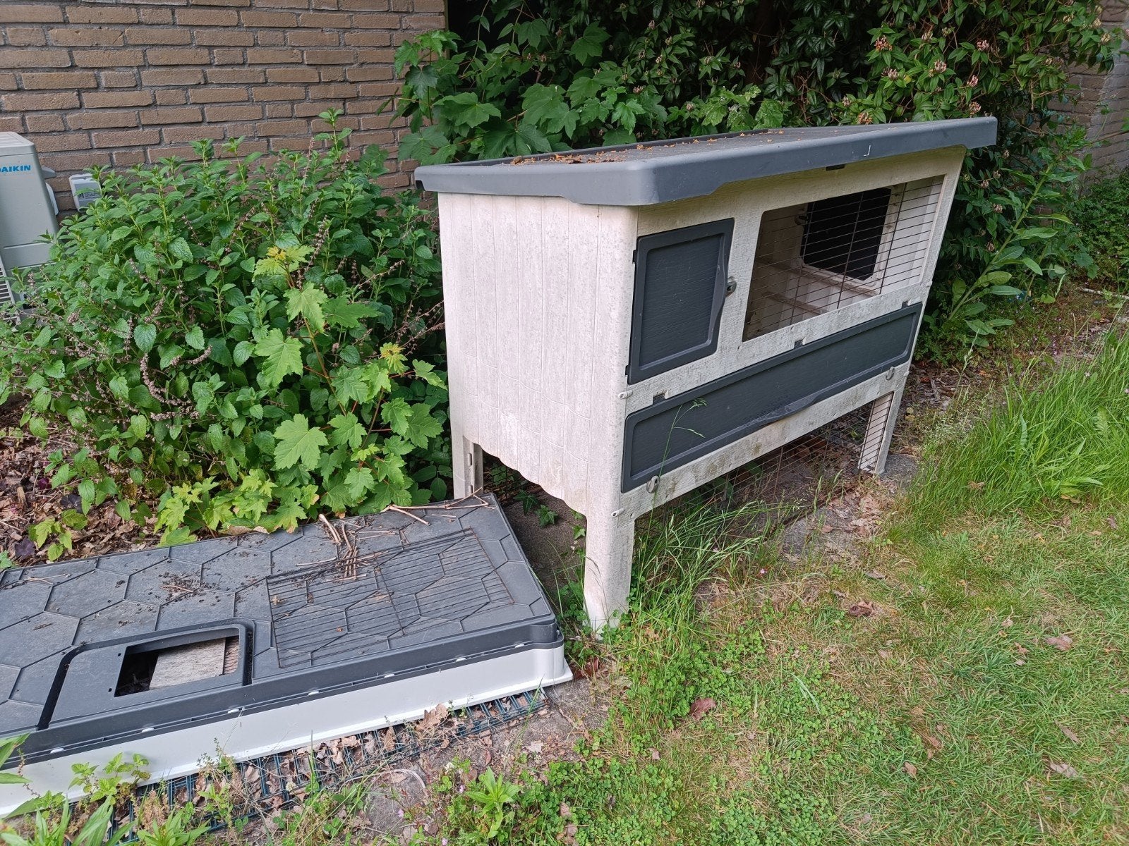 Gratis af te halen: konijnen kooi, Dieren en Toebehoren, Knaagdieren en Konijnen | Hokken en Kooien, Ophalen, Kooi, 90 cm of meer