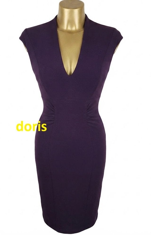 jurk Karen Millen maat 8/36 oksel tot oksel 39 rek 42 cm, Kleding | Dames, Jurken, Karen Millen, Paars, Ophalen of Verzenden, Zo goed als nieuw