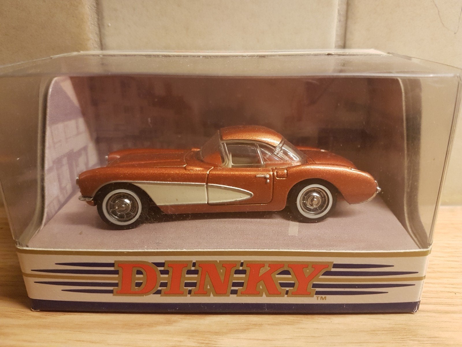 dinky matchbox chevrolet corvette 1956, Ophalen of Verzenden, Zo goed als nieuw, Auto, Matchbox