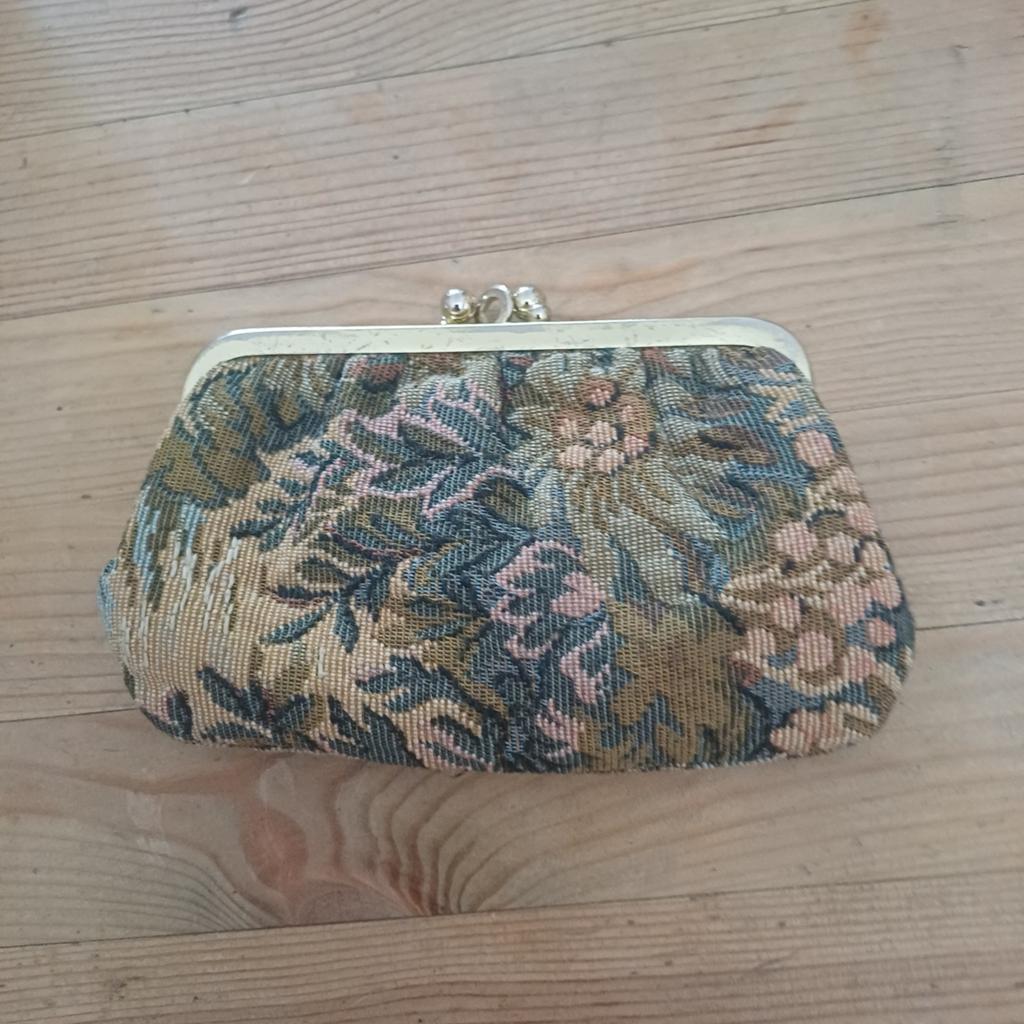 Vintage portemonnee beurs met Bloemenpatroon, Sieraden, Tassen en Uiterlijk, Tassen | Damestassen, Gebruikt, Overige typen, Overige kleuren