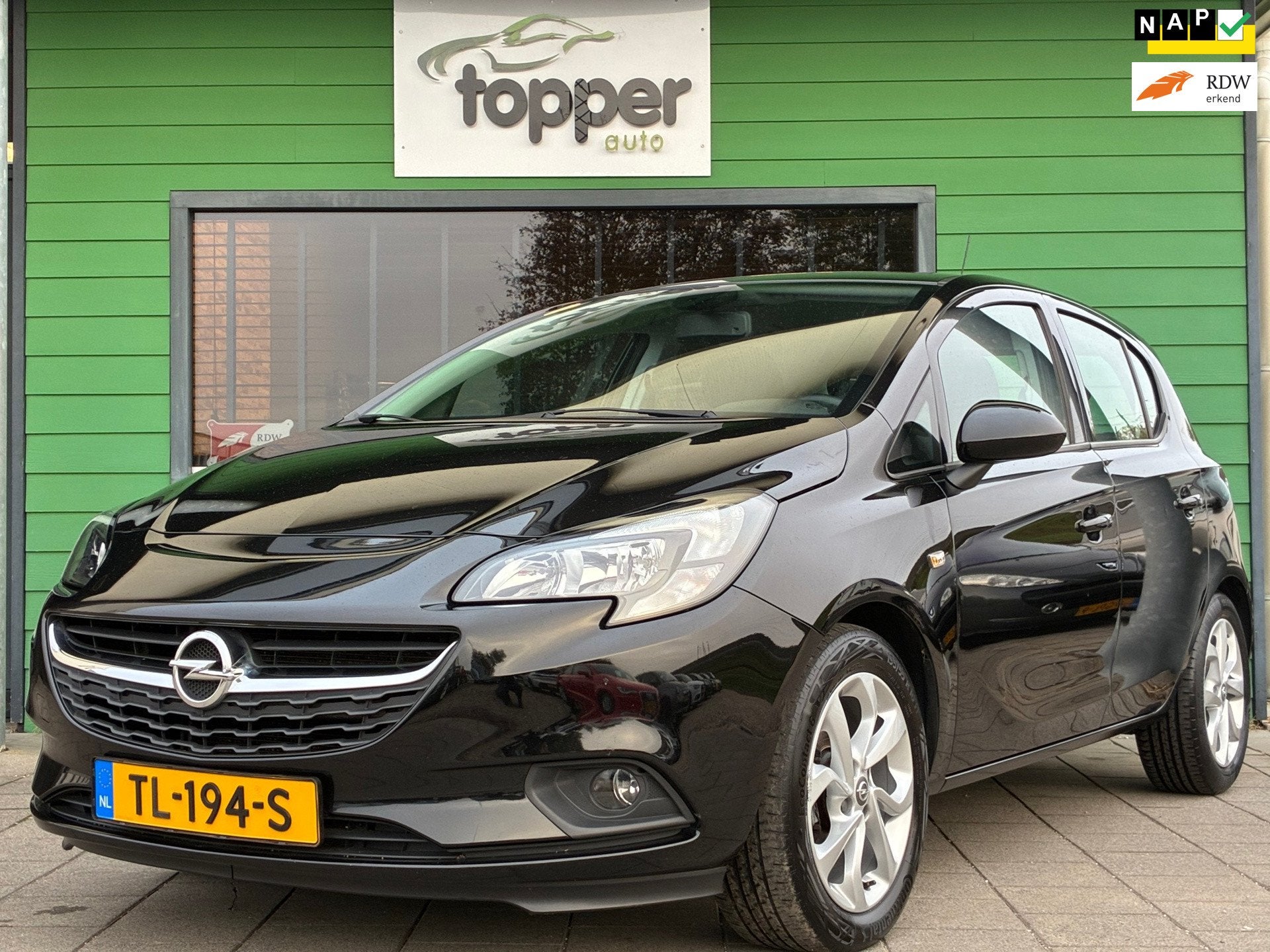 Opel Corsa 1.4 Favourite|Airco|CarPlay|Trekhaak|PDC|NAP|Elek, Voorwielaandrijving, 1063 kg, Gebruikt, 4 cilinders