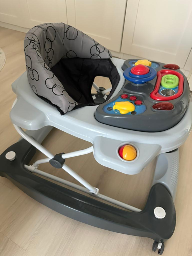 Baninni loopstoel nieuw in doos! Winkelwaarde € 60,-, Kinderen en Baby's, Wipstoeltjes, Ophalen of Verzenden, Zo goed als nieuw